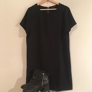 Felicity & Coco Black Shift Dress